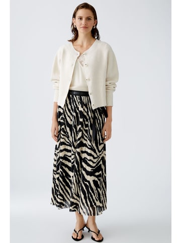 Oui Plisseerock in Creme/ Schwarz