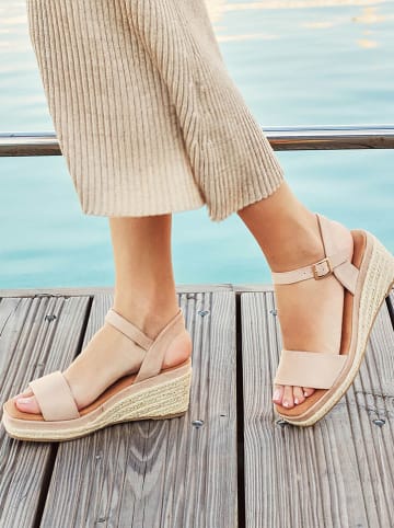 Belucci Keilsandaletten in Beige