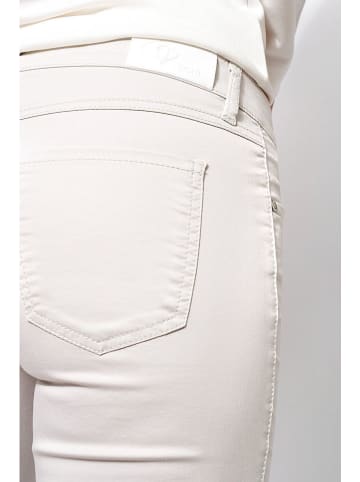 Toni Jeans "Perfect shape" - Slim Fit - in Weiß