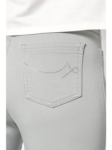 Relaxed by TONI Spijkerbroek - slim fit - lichtgrijs