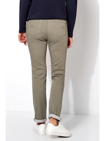 Relaxed by TONI Jeans - Slim Fit - in Khaki