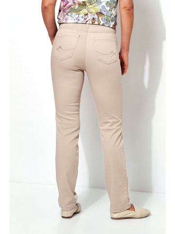 Relaxed by TONI Dżinsy - Slim fit - w kolorze beżowym