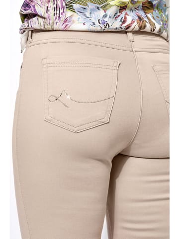 Relaxed by TONI Jeans - Slim Fit - in Beige
