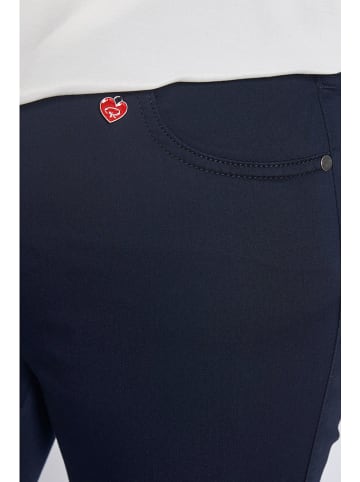 Relaxed by TONI Dżinsy - Slim fit - w kolorze granatowym