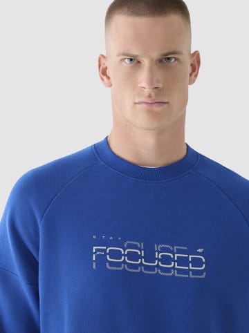 4F Bluza w kolorze niebieskim