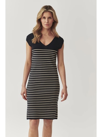 TATUUM Strickkleid in Creme/ Dunkelblau