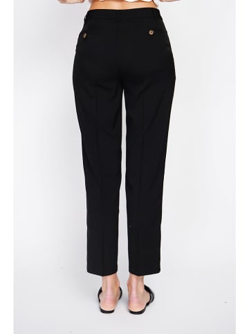 William de Faye Chino in Schwarz