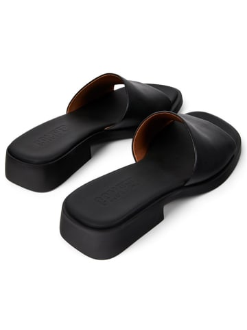 Camper Leder-Pantoletten in Schwarz