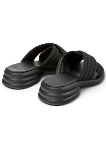 Camper Keilpantoletten in Schwarz