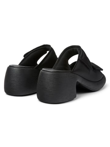 Camper Pantoletten in Schwarz