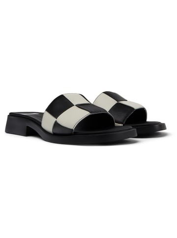 Camper Leder-Pantoletten in Schwarz/ Creme