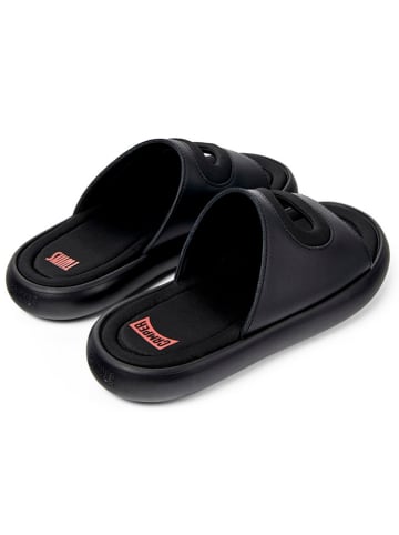 Camper Leder-Pantoletten in Schwarz