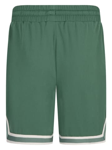 Converse Shorts in Grün
