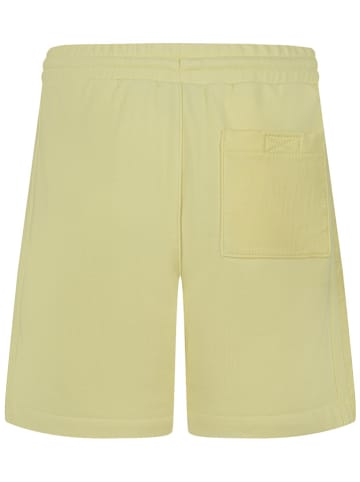 Converse Shorts in Gelb