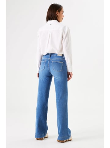 Garcia Jeans - Flare fit - in Blau