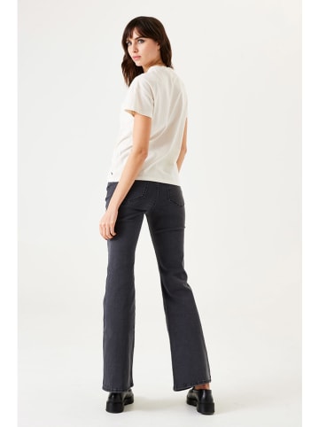 Garcia Shirt in Creme/ Schwarz