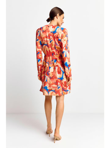 Rich & Royal Kleid in Orange/ Blau