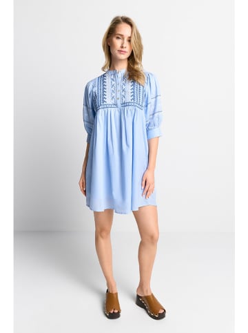 Rich & Royal Leinen-Kleid in Hellblau