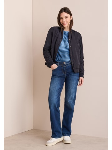 Cecil Longsleeve in Hellblau