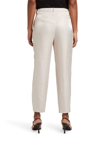 Betty Barclay Chinos in Creme