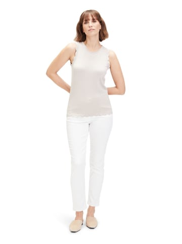 Betty Barclay Spodnie - Slim fit - w kolorze białym