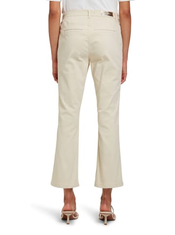 Betty Barclay Chinos in Creme