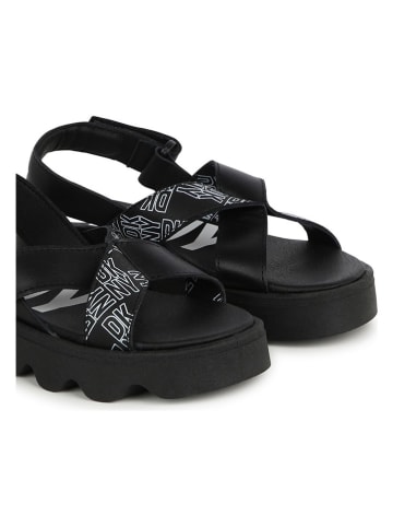 DKNY Sandały w kolorze czarnym