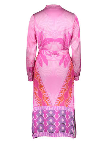 miss goodlife Kleid in Rosa