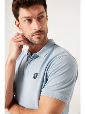Garcia Poloshirt in Hellblau