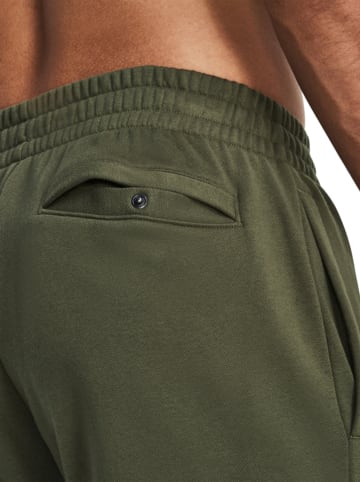 Under Armour Spodnie dresowe "Rival" w kolorze khaki