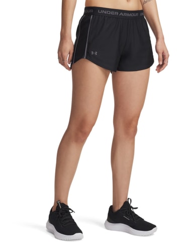 Under Armour Funktionsshorts in Schwarz
