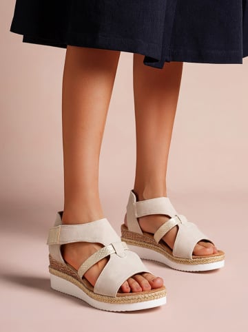 Foreverfolie Keilsandaletten in Creme