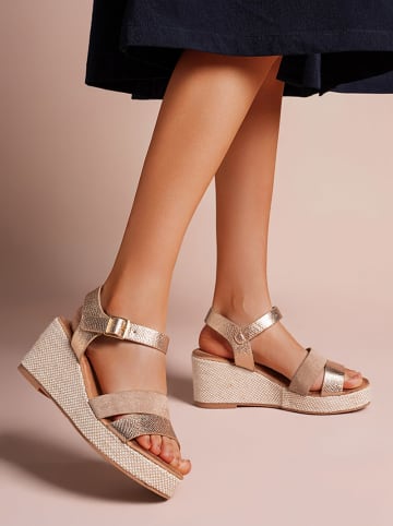 Foreverfolie Keilsandaletten in Beige/ Gold