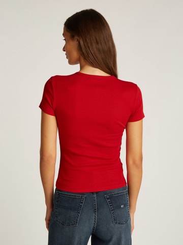 TOMMY JEANS Koszulka w kolorze czerwonym
