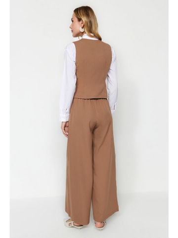 trendyol 2-delige outfit lichtbruin