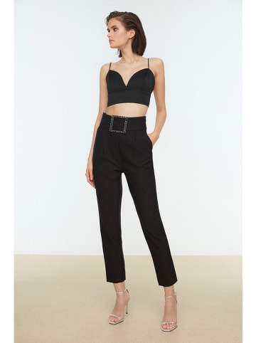 trendyol Hose in Schwarz