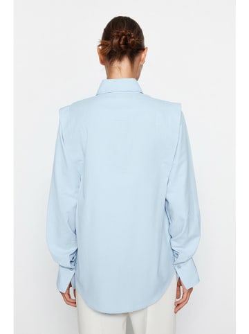trendyol Bluse in Hellblau