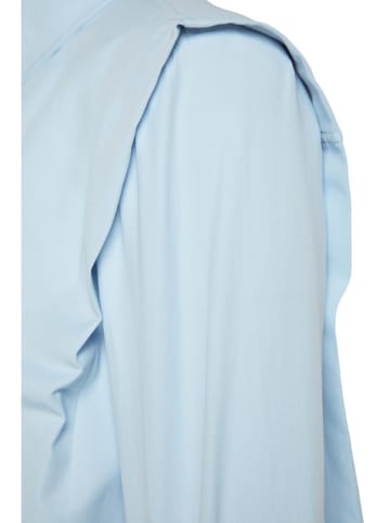 trendyol Bluse in Hellblau