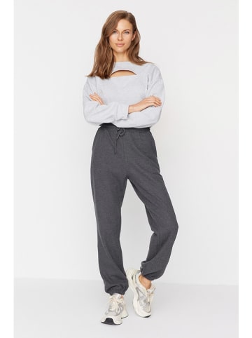 trendyol Sweathose in Anthrazit