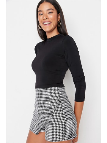 trendyol Longsleeve in Schwarz
