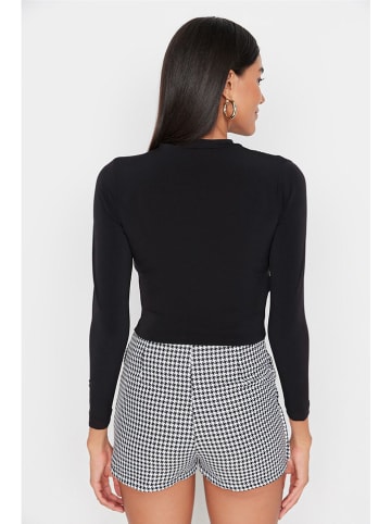 trendyol Longsleeve in Schwarz