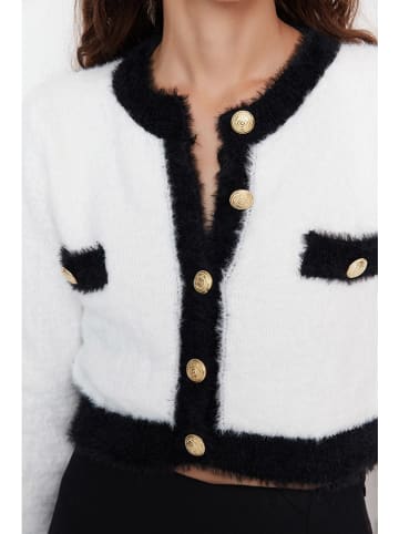 trendyol Cardigan in Weiß/ Schwarz