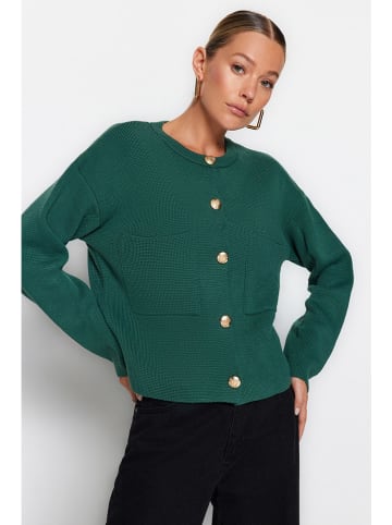 trendyol Cardigan in Grün