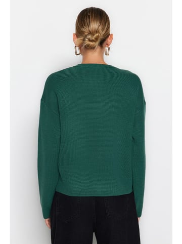 trendyol Cardigan in Grün
