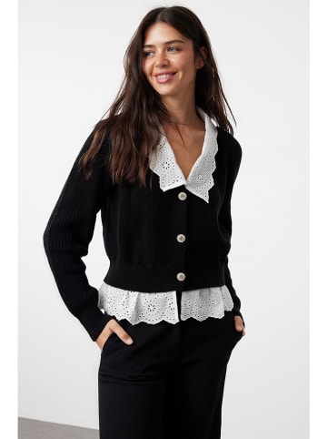 trendyol Cardigan in Schwarz/ Weiß