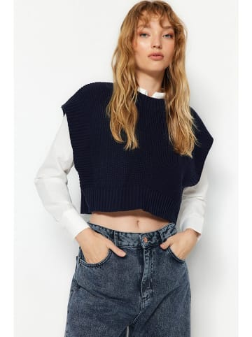 trendyol Pullover in Dunkelblau