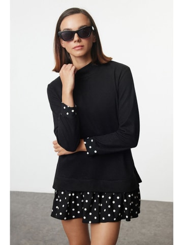 trendyol Kleid in Schwarz/ Weiß