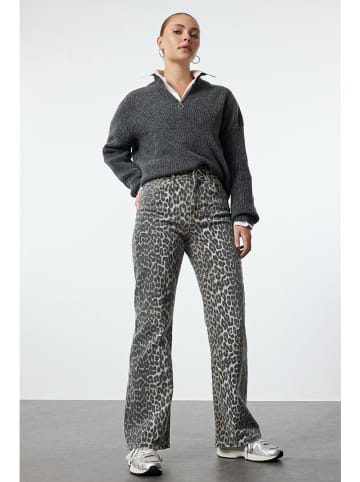 trendyol Jeans - Comfort fit - in Beige/ Schwarz