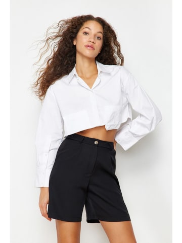 trendyol Bermudas in Schwarz