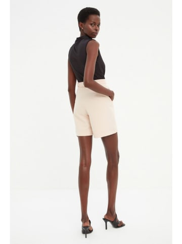 trendyol Bermudas in Beige